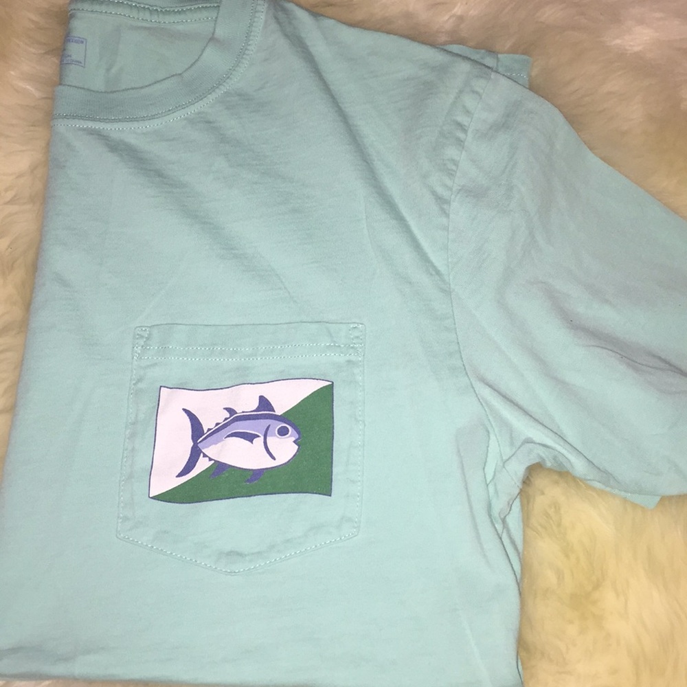 Southern tide tee shirt